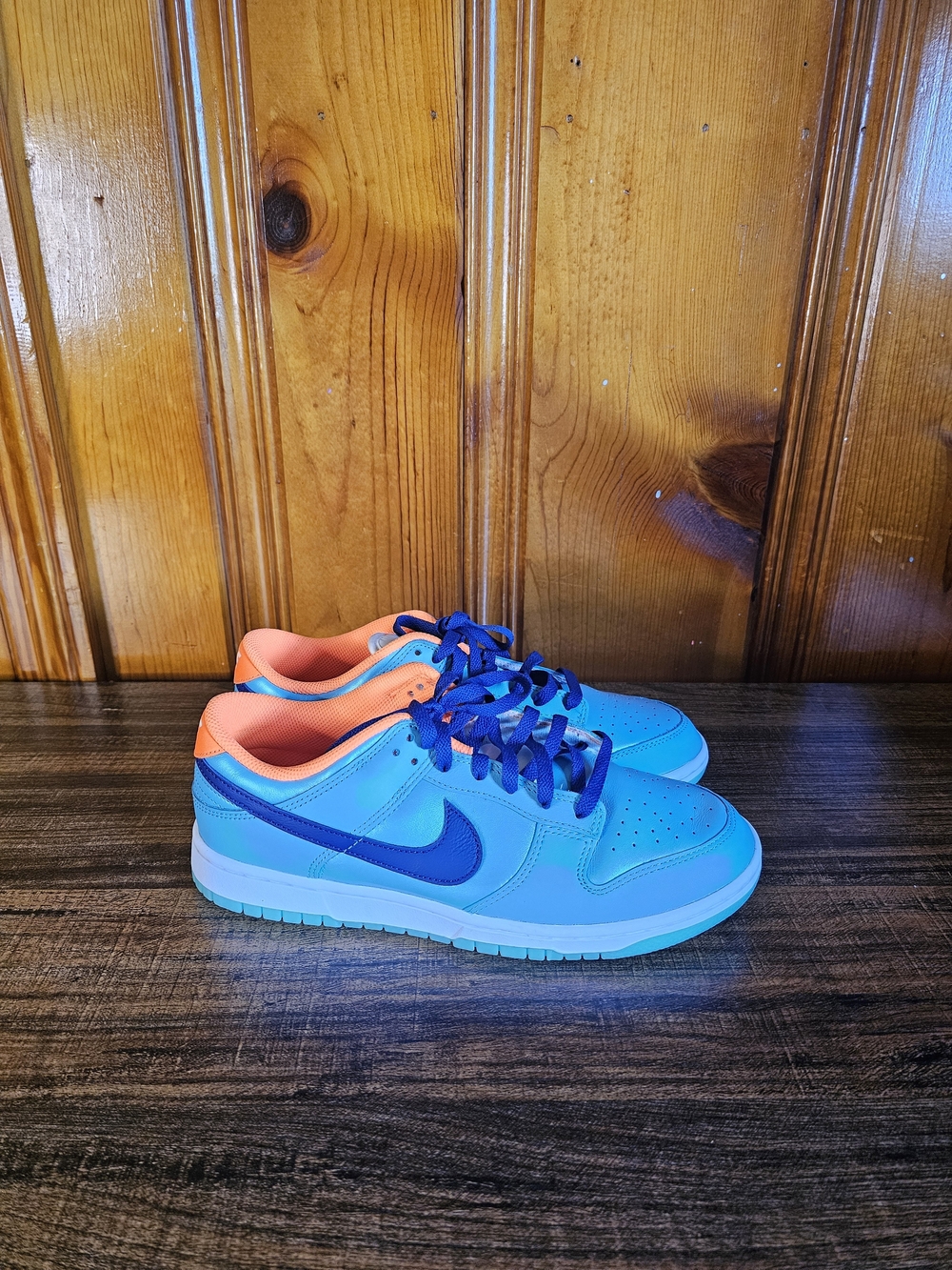 Nike Men’s Low-Top Sneakers in Bright Blue with Orange Liner